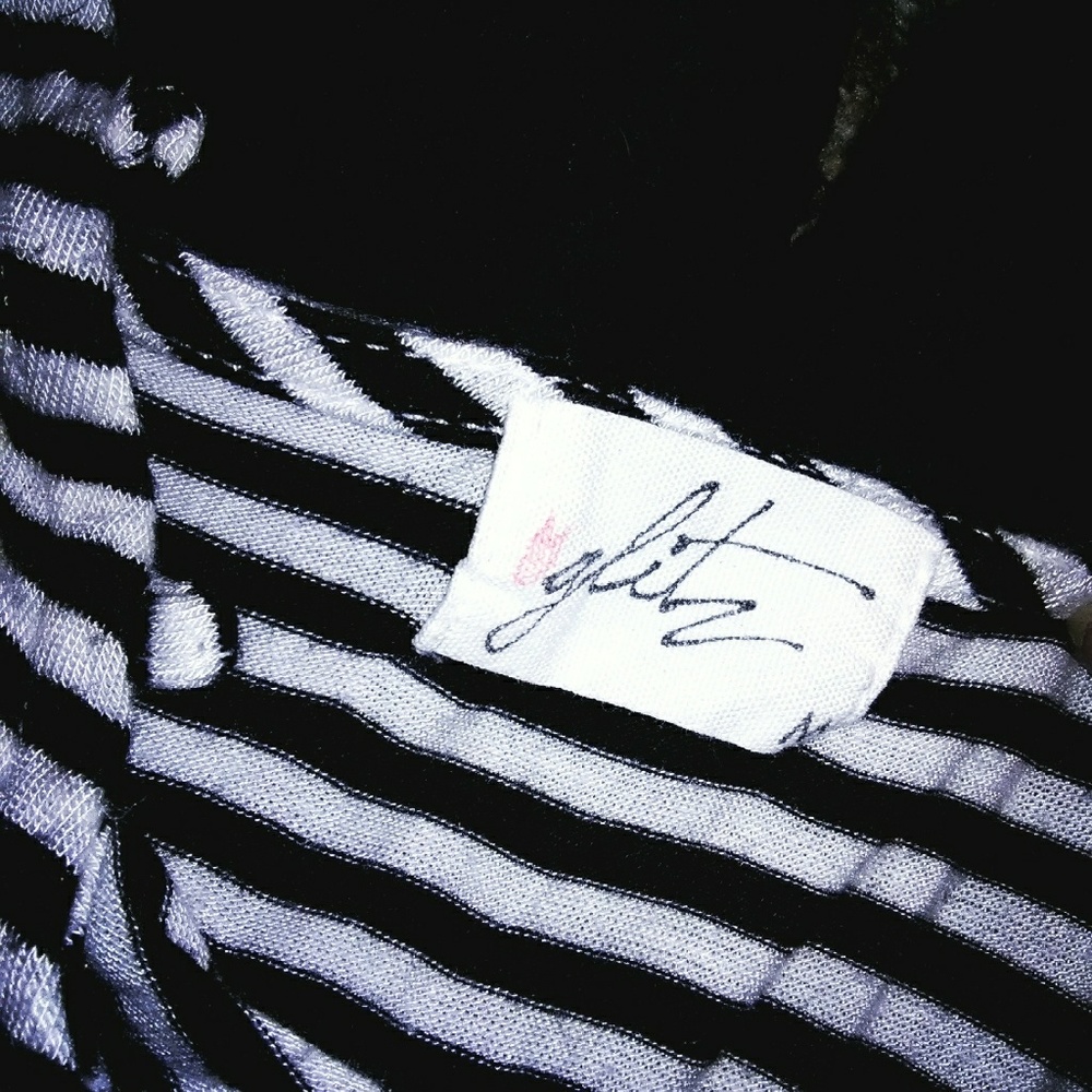 Bundle - Picture 4 of 4